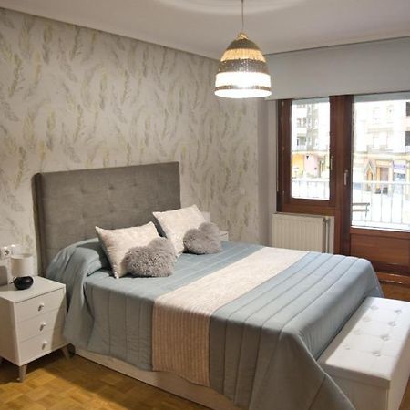 La Villa De Lore, Piso Completo Apto 6 Personas Con Garaje อาบีเลส ภายนอก รูปภาพ