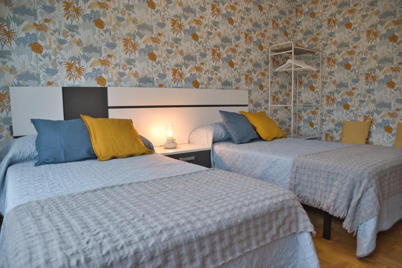 La Villa De Lore, Piso Completo Apto 6 Personas Con Garaje อาบีเลส ภายนอก รูปภาพ