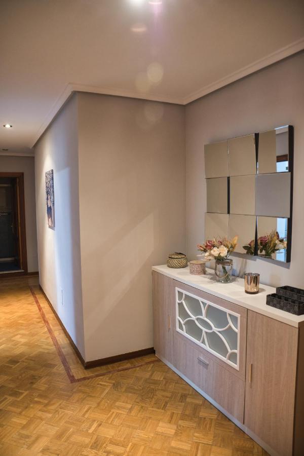 La Villa De Lore, Piso Completo Apto 6 Personas Con Garaje อาบีเลส ภายนอก รูปภาพ